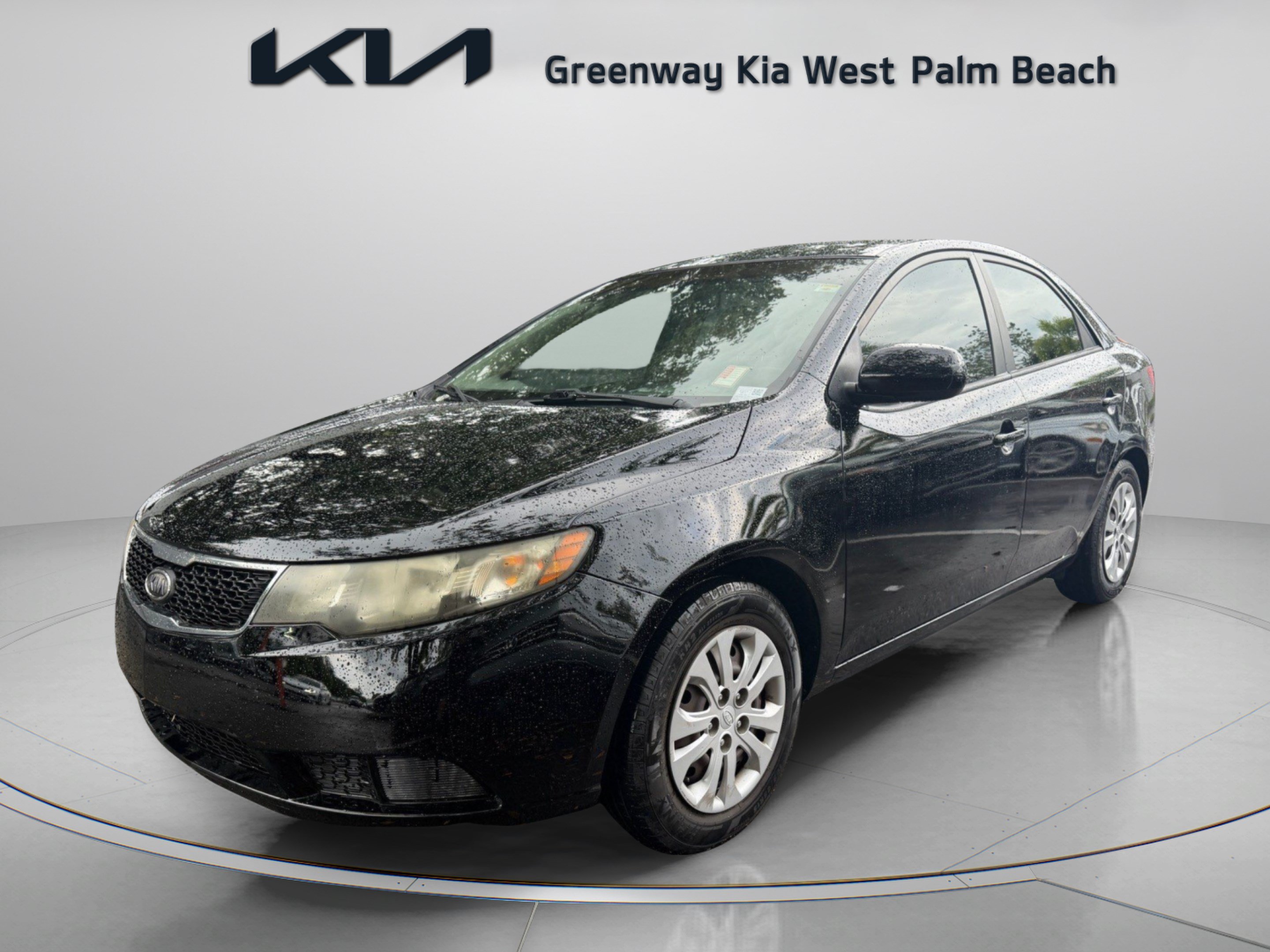 Used 2011 Kia Forte LX FWD image 3