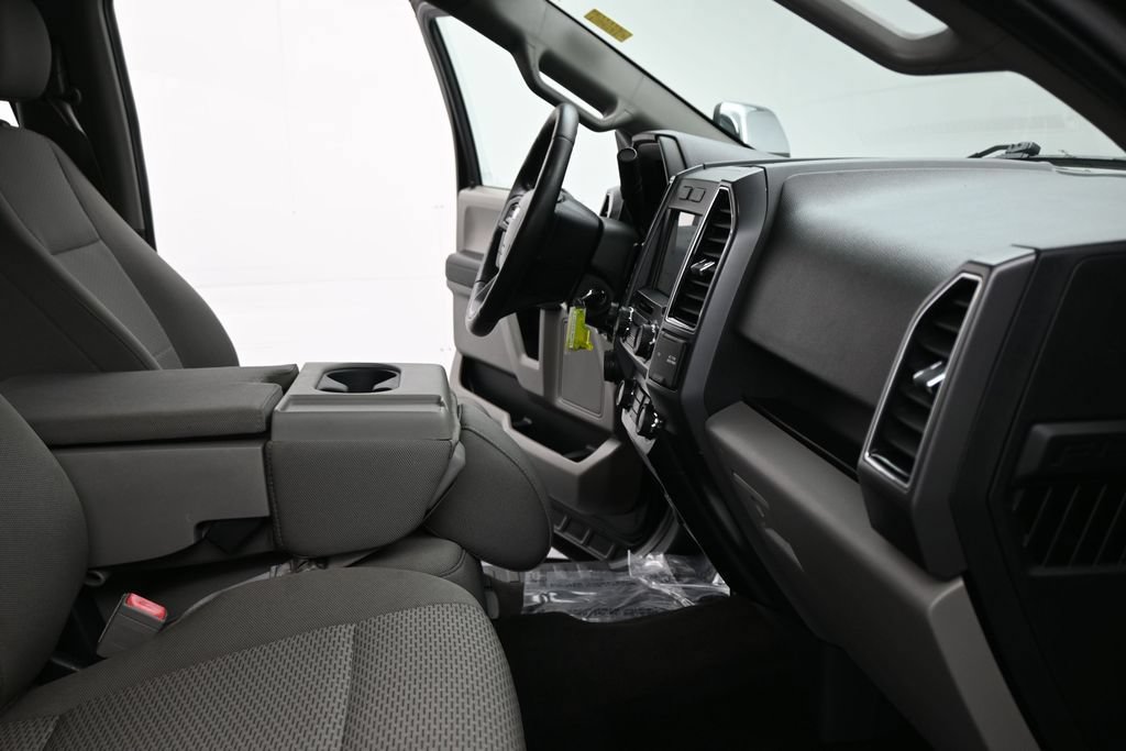 Used 2019 Ford F150 XLT w/ Equipment Group 302A Luxury AWD/4WD image 27