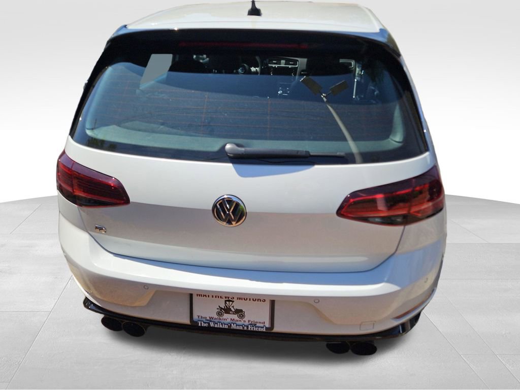 Used 2018 Volkswagen Golf R 4-Door image 5