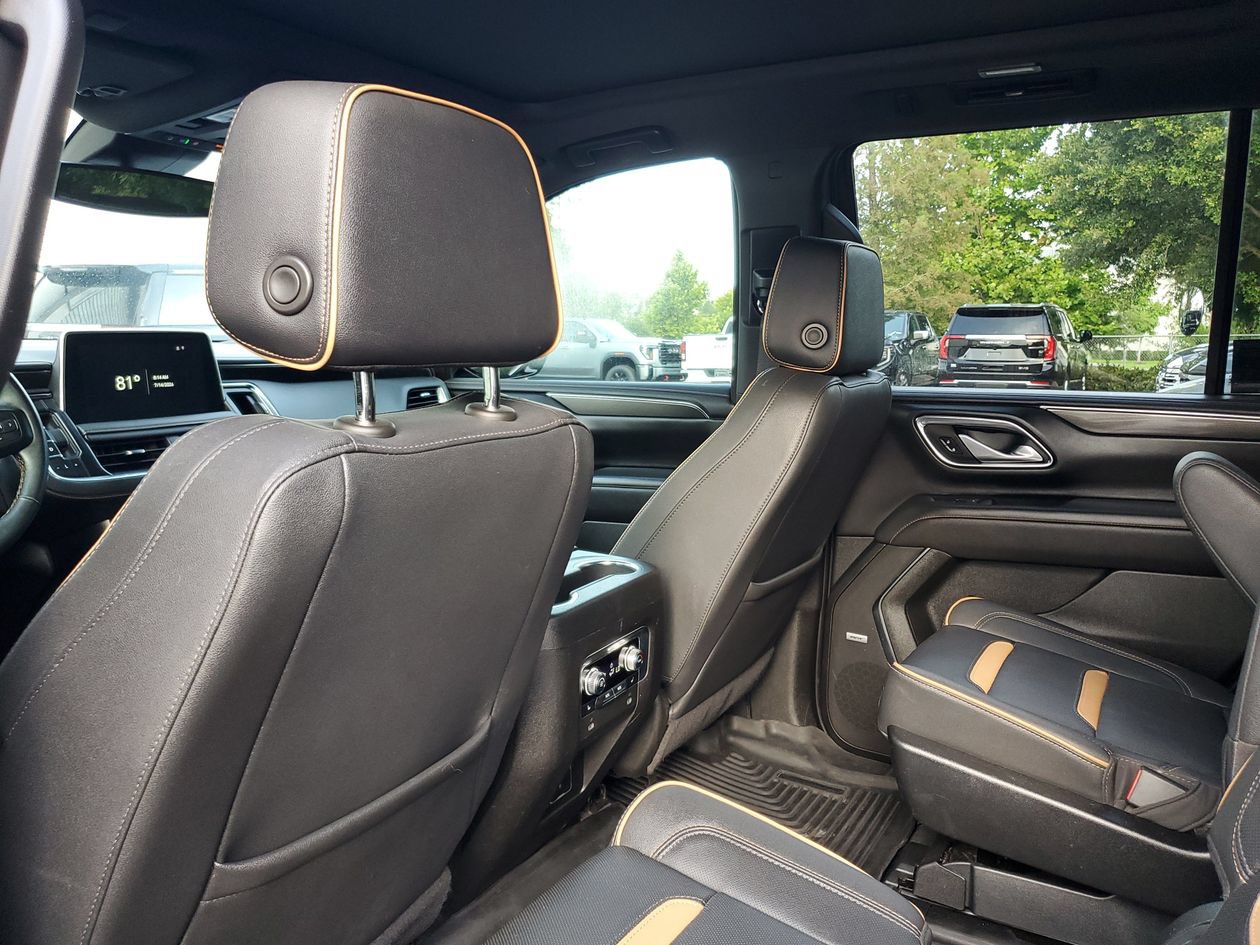 Used 2023 GMC Yukon AT4 AWD/4WD image 9