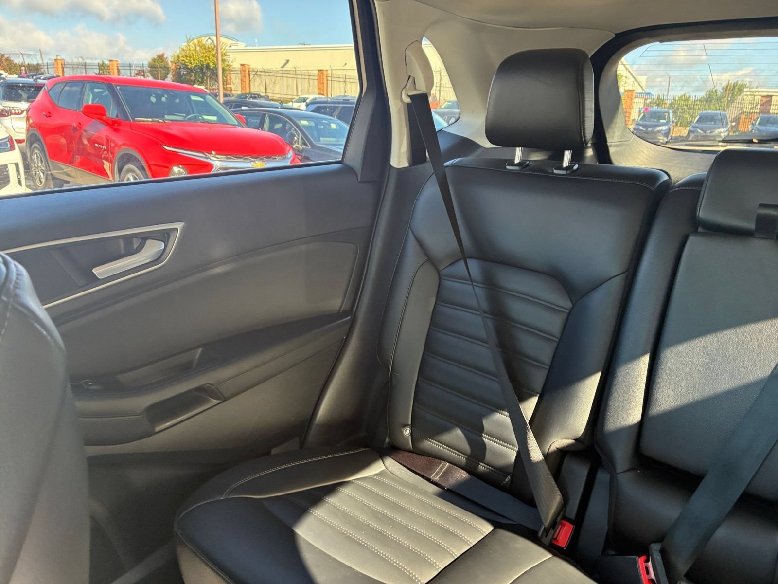 Used 2024 Ford Edge SEL AWD/4WD image 33