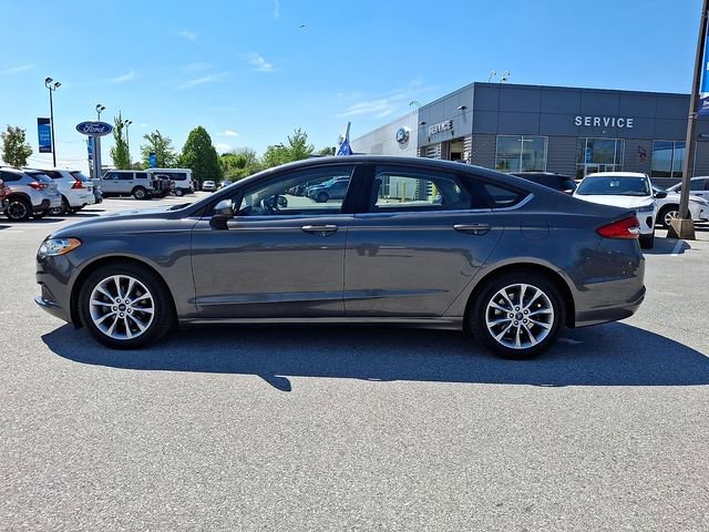Certified 2017 Ford Fusion SE FWD image 7