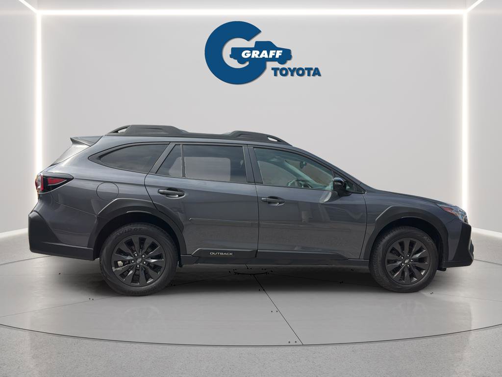 Used 2023 Subaru Outback Onyx Edition image 6