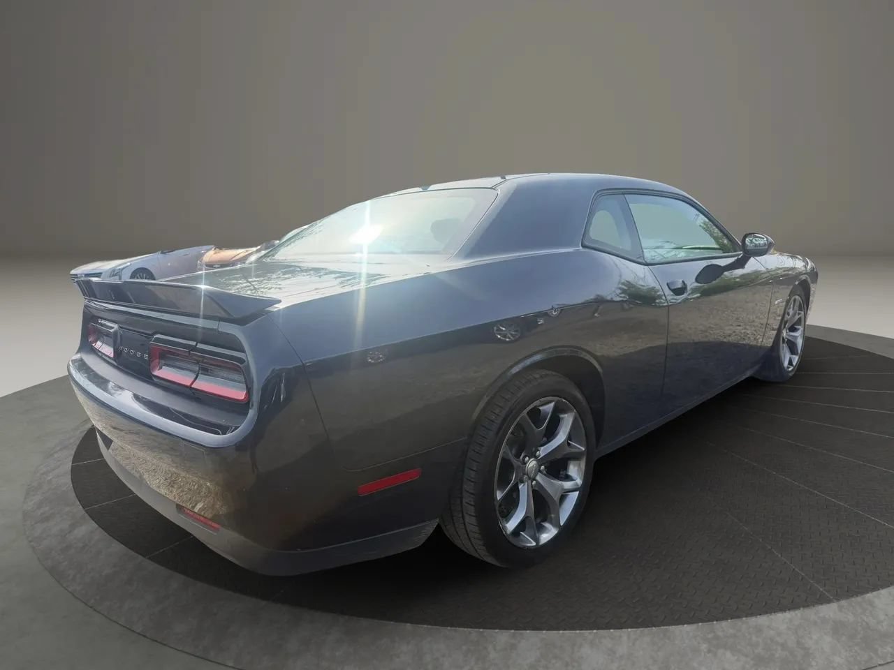 Used 2016 Dodge Challenger R/T w/ Sound Group RWD image 5