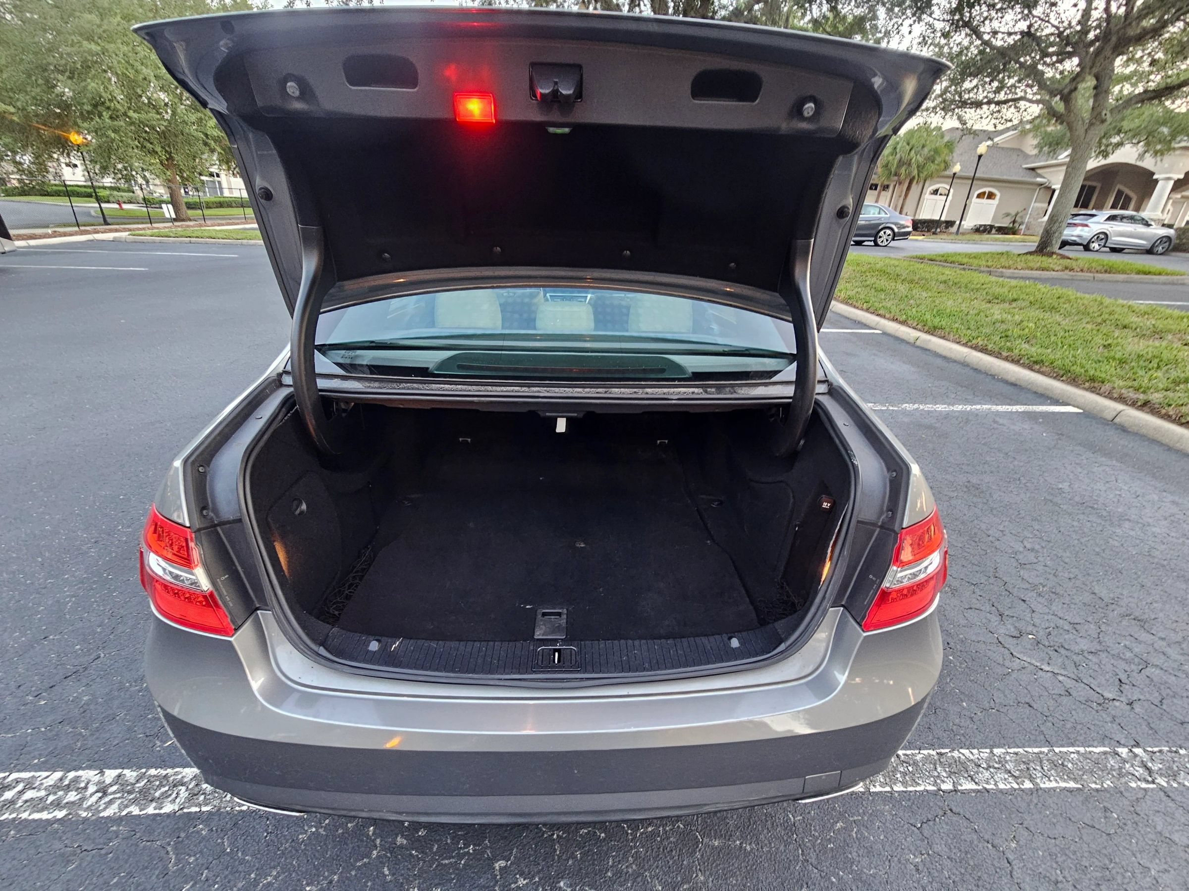 Used 2012 Mercedes-Benz E 350 Sedan image 30