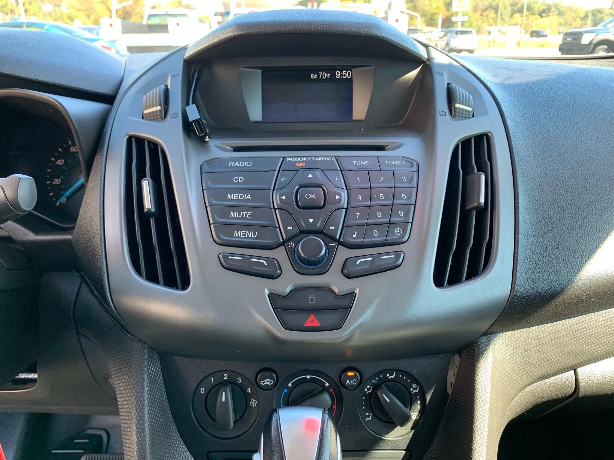 Used 2016 Ford Transit Connect XL image 15