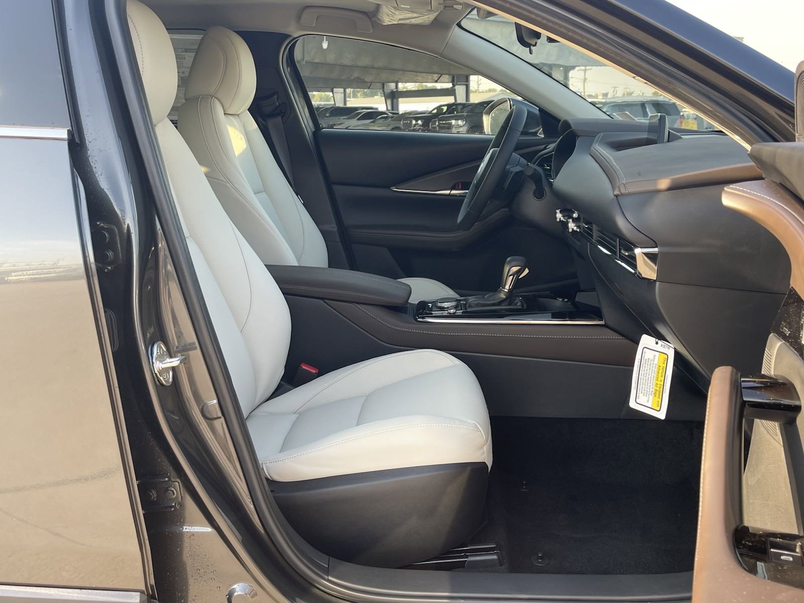 New 2025 MAZDA CX-30 AWD 2.5 S w/ Premium Package image 9