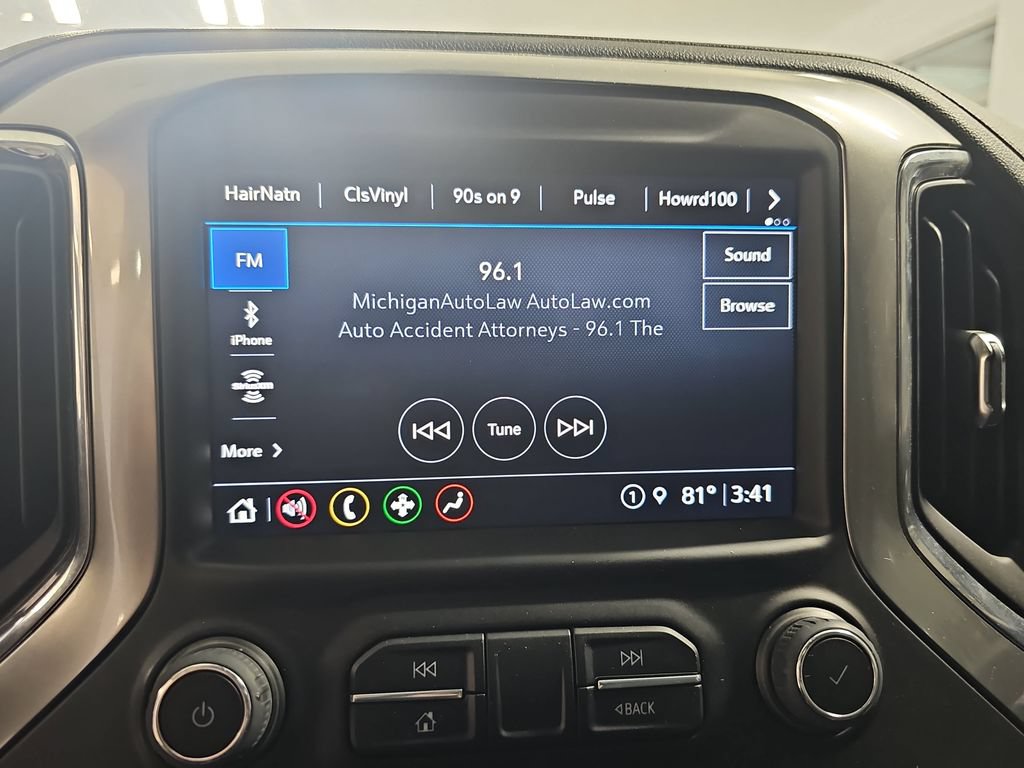 Certified 2022 Chevrolet Silverado 1500 RST AWD/4WD image 26