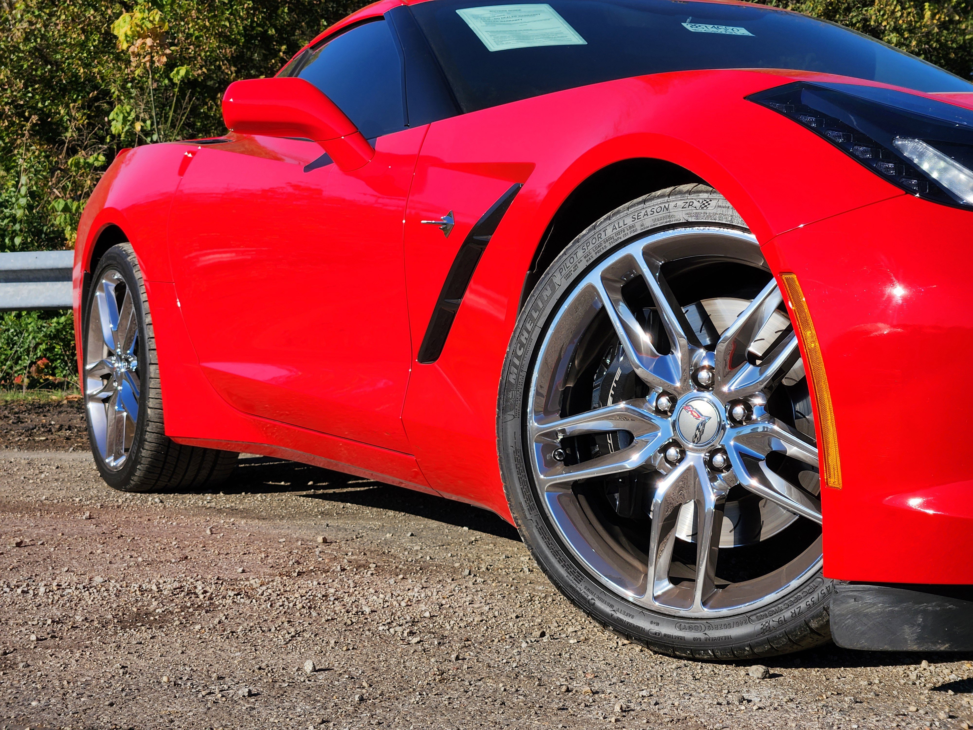 Used 2015 Chevrolet Corvette Stingray Coupe w/ 2LT Preferred Equipment Group image 15