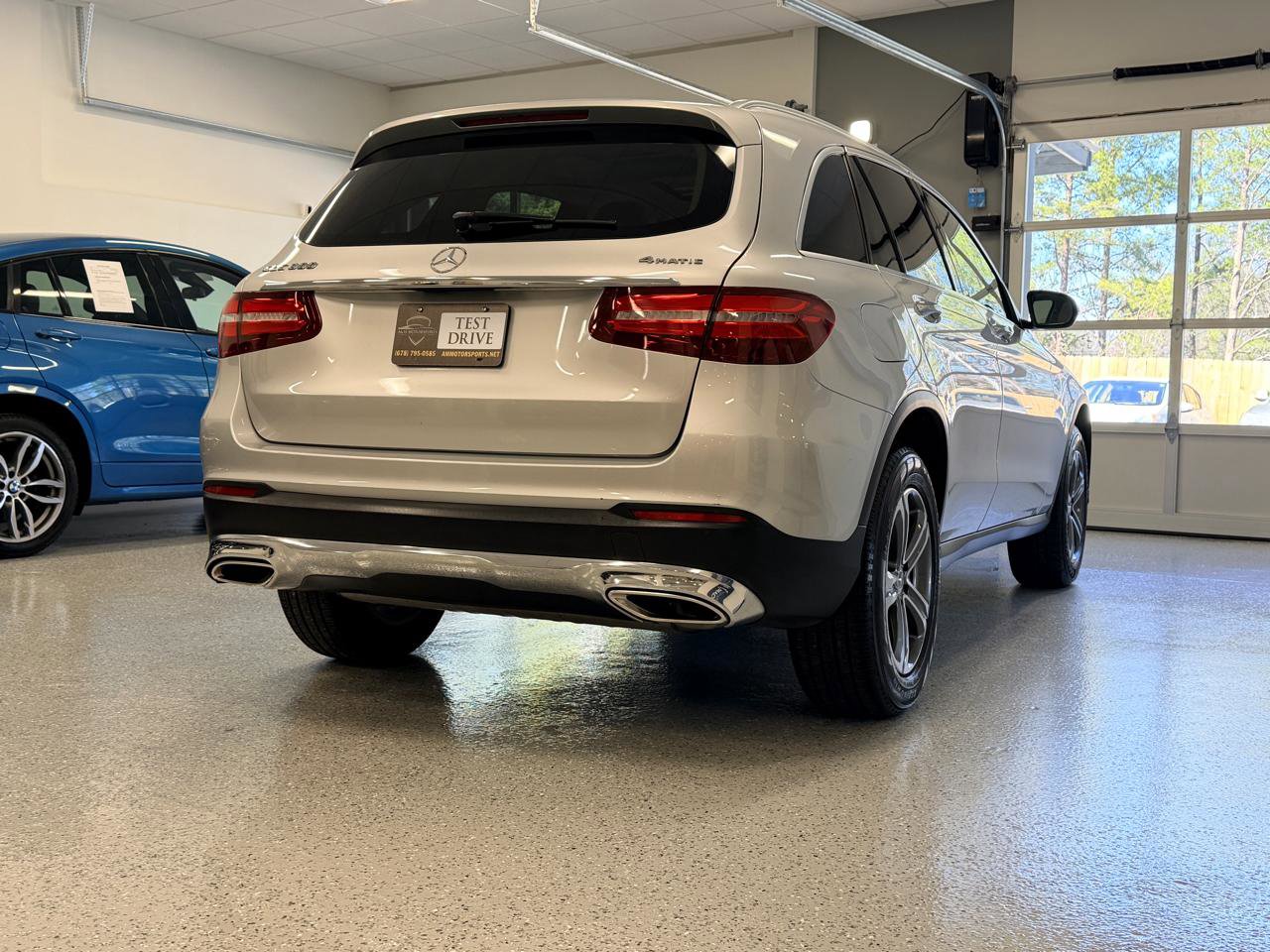 Used 2019 Mercedes-Benz GLC 300 4MATIC image 9