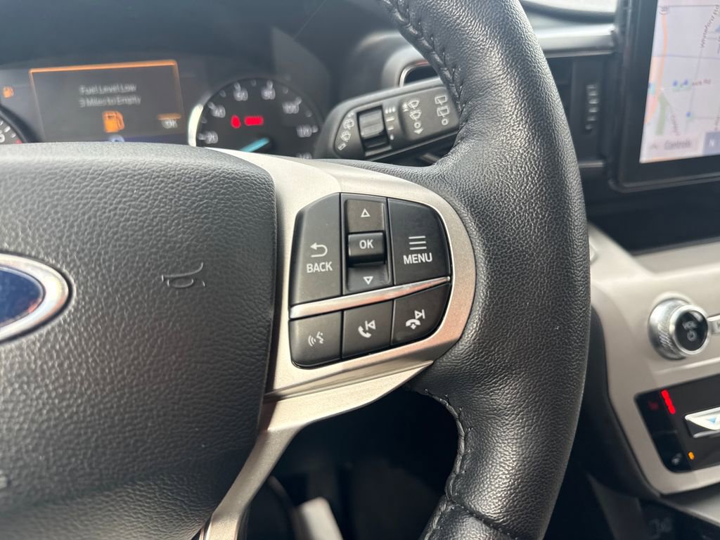 Used 2024 Ford Explorer XLT w/ Equipment Group 202A image 43