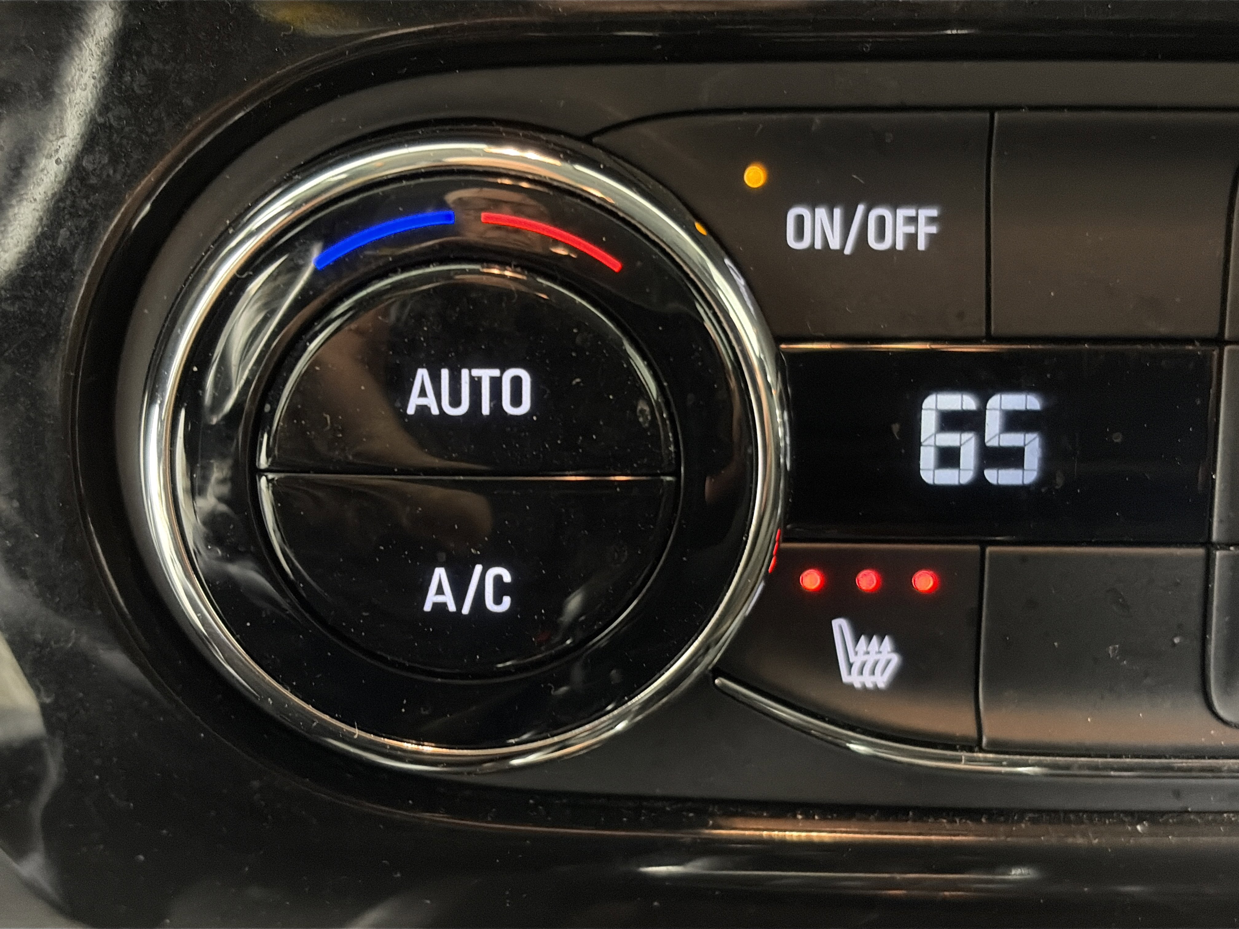 Certified 2024 Chevrolet TrailBlazer LT w/ Convenience Package image 23