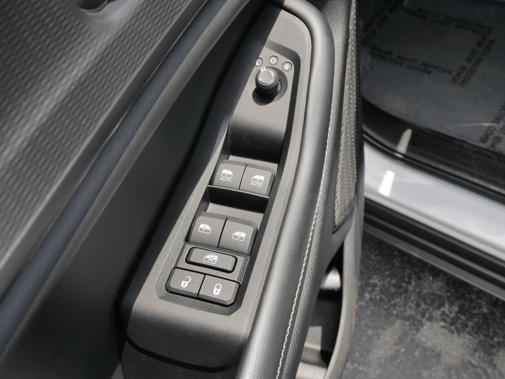 Used 2023 Jeep Grand Cherokee Altitude AWD/4WD image 22