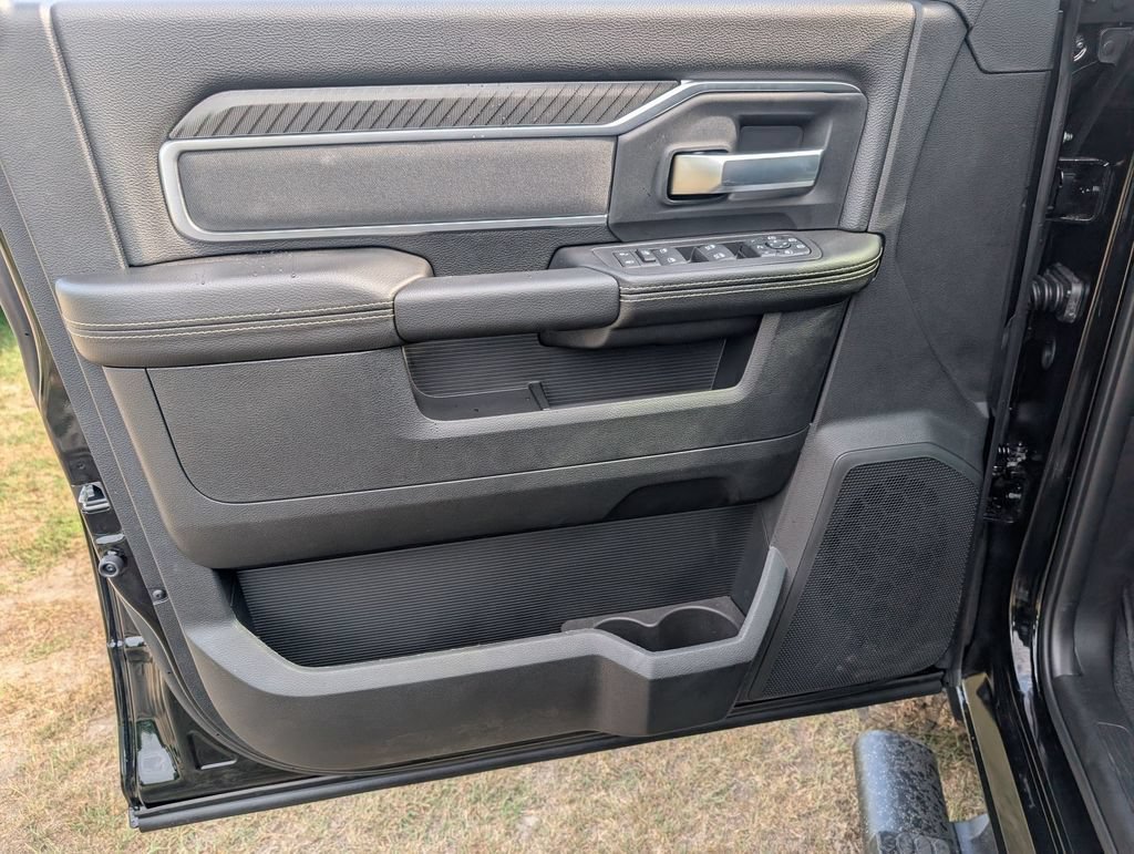 New 2026 RAM 3500 Big Horn AWD/4WD image 9