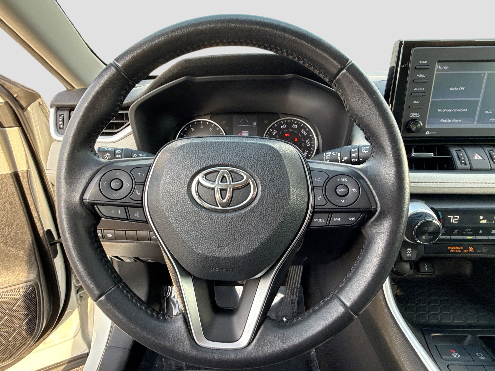 Used 2021 Toyota RAV4 XLE Premium image 40