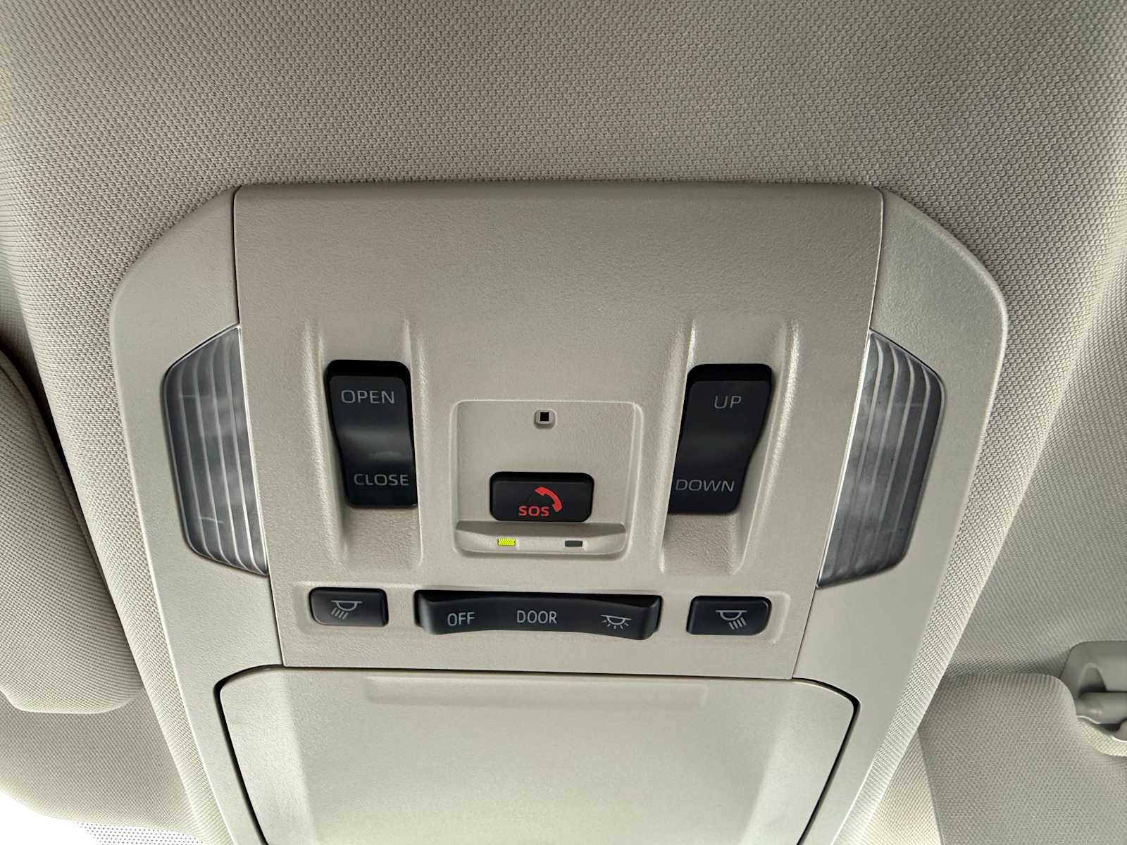 Certified 2025 Toyota Highlander XLE AWD/4WD image 35