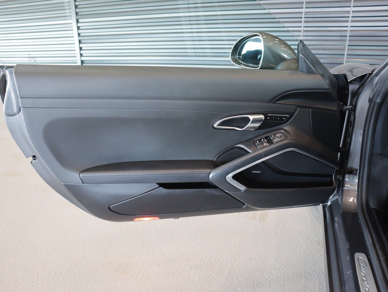 Certified 2015 Porsche 911 Carrera S RWD image 21