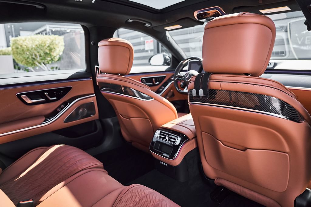 Used 2024 Mercedes-Benz S 63 AMG S image 40