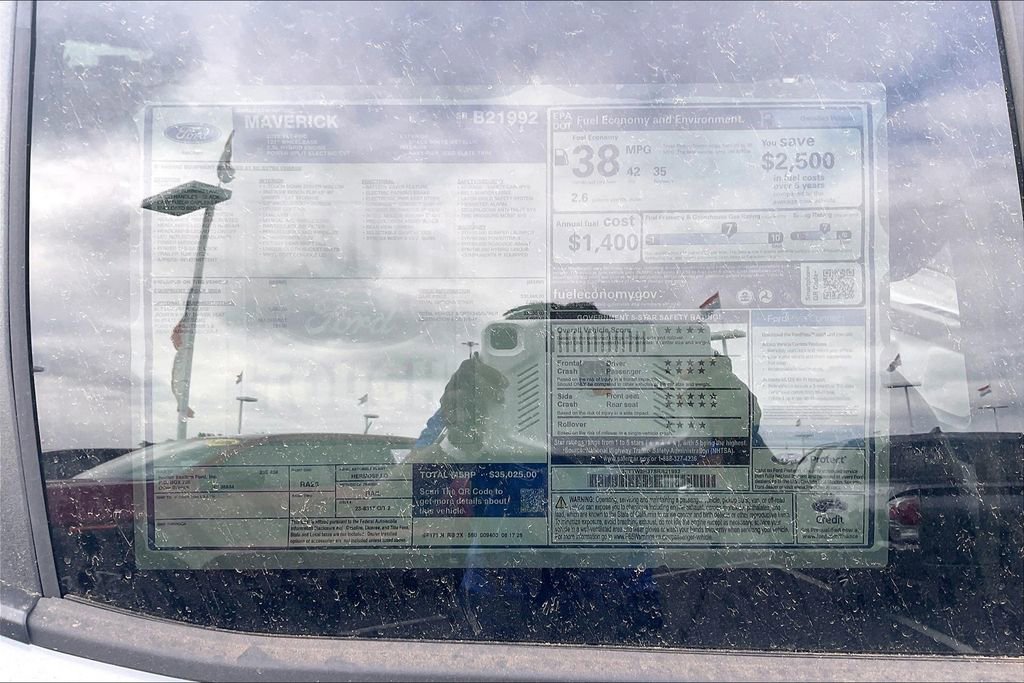 New 2025 Ford Maverick XLT w/ XLT Luxury Package image 14