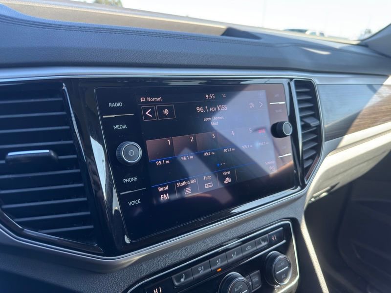 Used 2018 Volkswagen Atlas SEL image 16