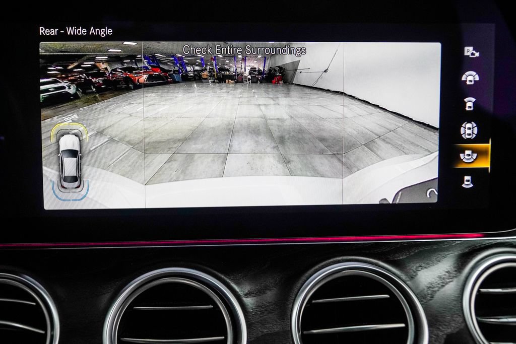 Used 2023 Mercedes-Benz E 350 Sedan image 30