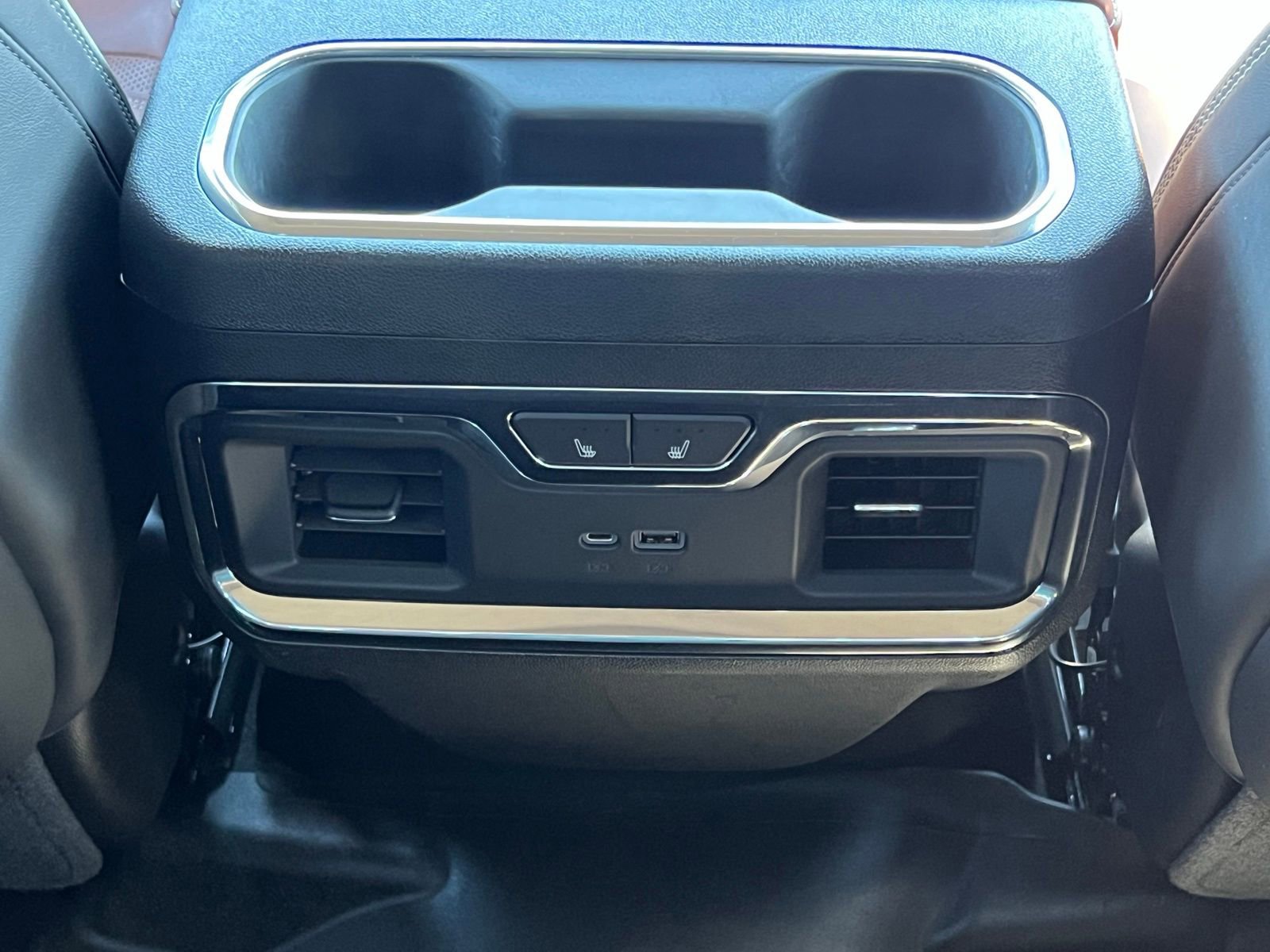 Used 2023 GMC Sierra 1500 Denali Ultimate image 17