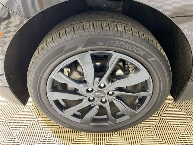 Used 2023 Chevrolet Equinox RS w/ RS Leather Package image 22