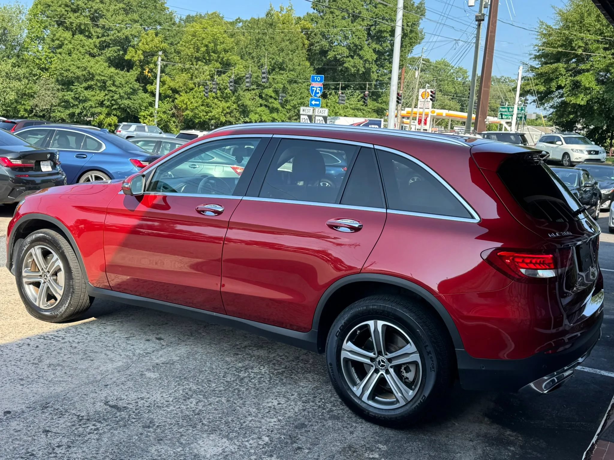 Used 2019 Mercedes-Benz GLC 300 image 5