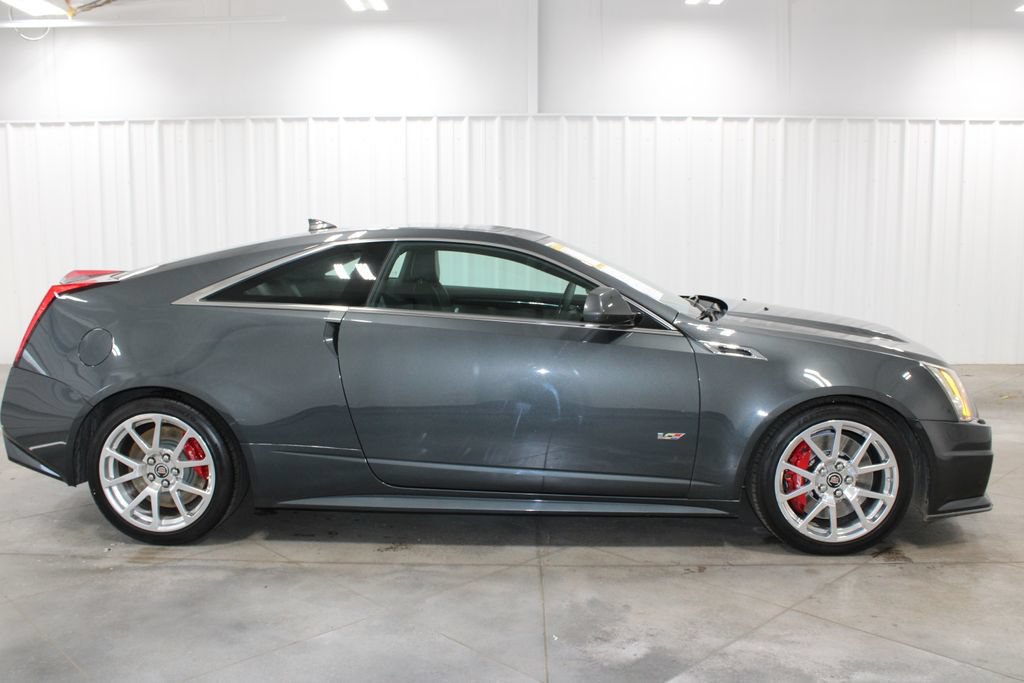 Used 2015 Cadillac CTS V RWD image 11
