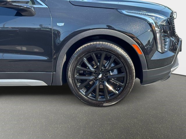 Certified 2023 Cadillac XT4 Premium Luxury w/ LPO, ONYX Package AWD/4WD image 30