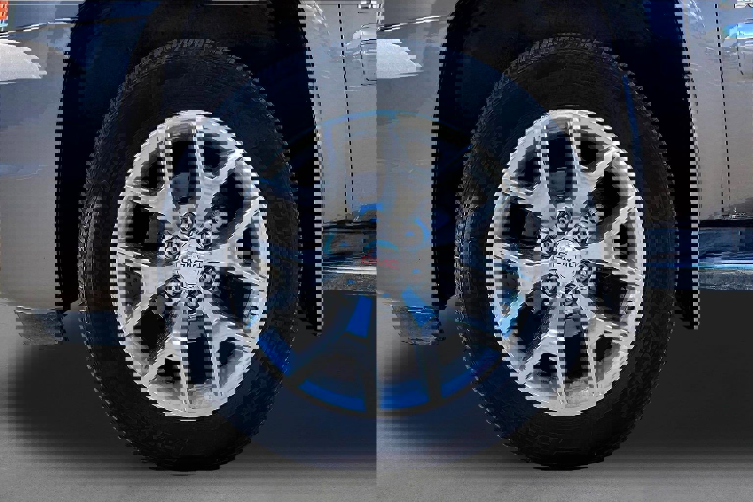 Used 2013 GMC Yukon Denali AWD/4WD image 8