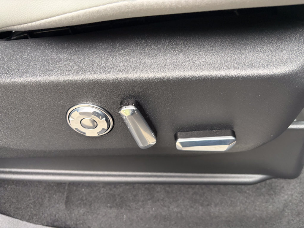 New 2027 Lincoln Navigator Black Label AWD/4WD image 45