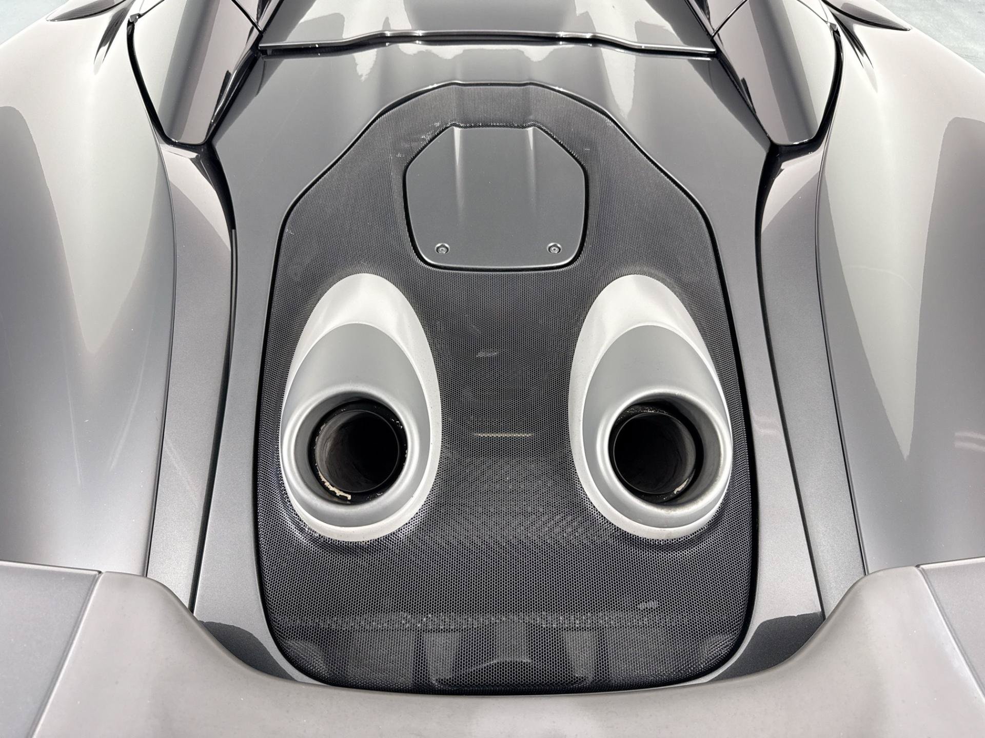 Used 2020 McLaren 600LT Spider RWD image 28