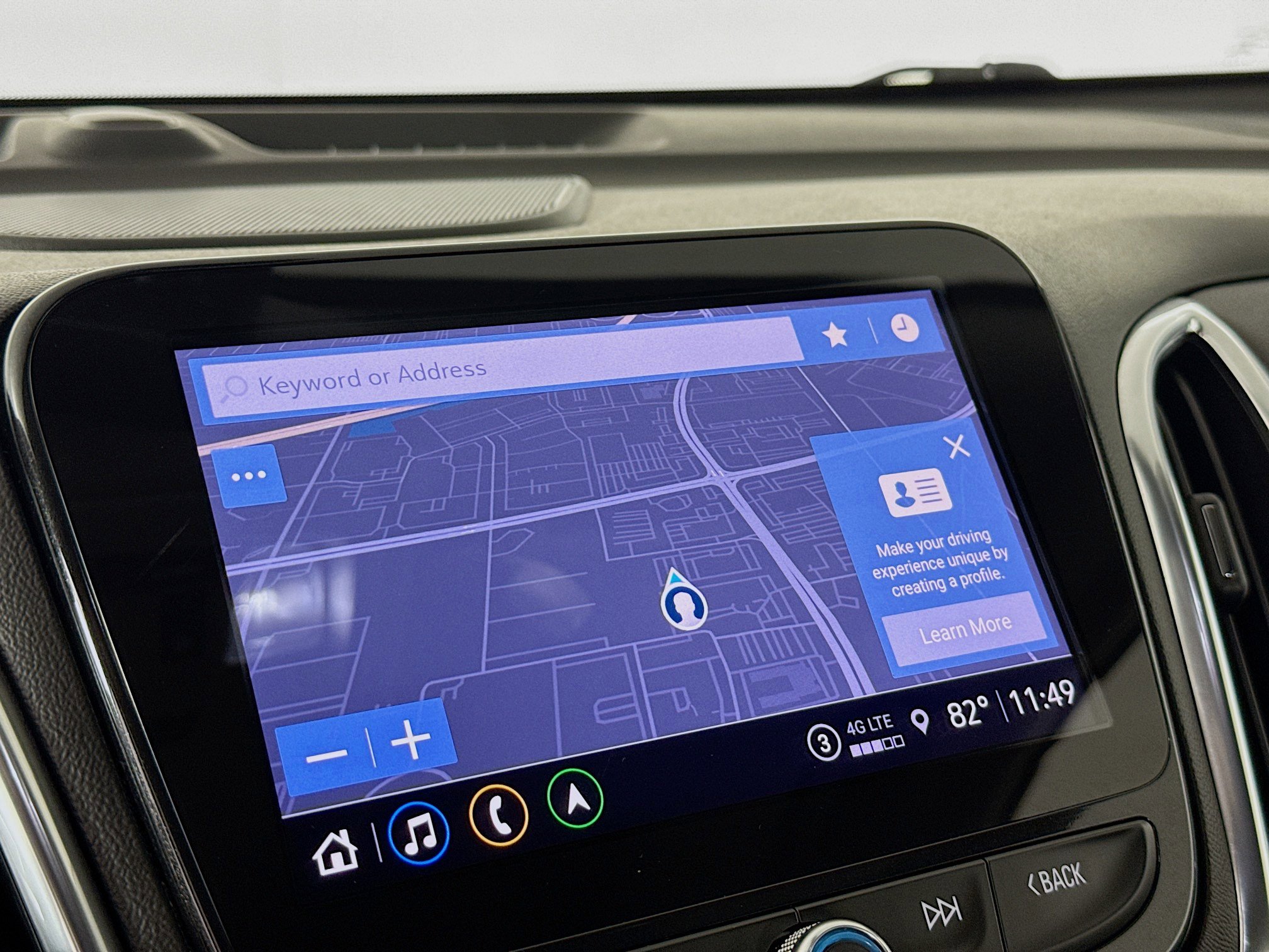 Used 2022 Chevrolet Equinox Premier image 14