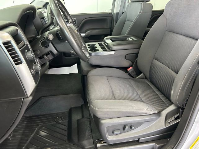Used 2018 Chevrolet Silverado 1500 LT w/ All Star Edition AWD/4WD image 16