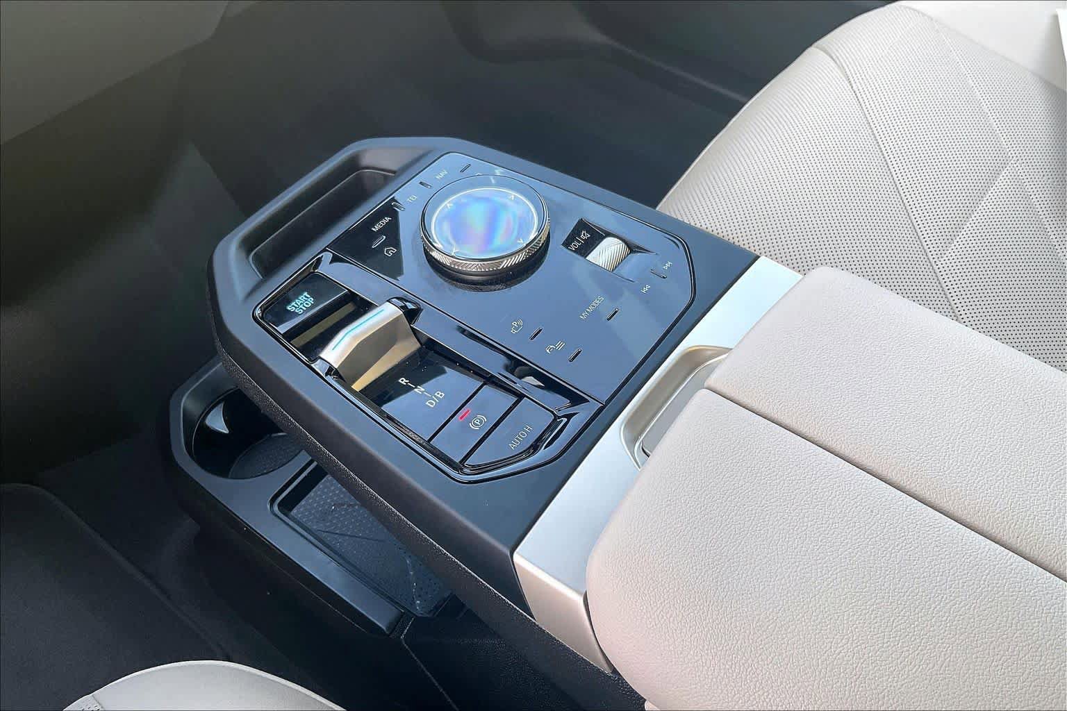 Certified 2024 BMW iX xDrive50 w/ Premium Package image 16