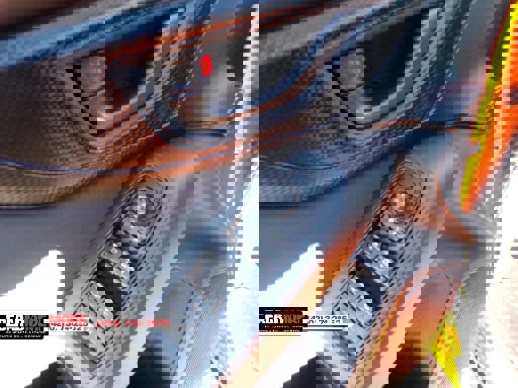 Used 2018 Subaru Crosstrek 2.0i Premium w/ Eyesight System image 17