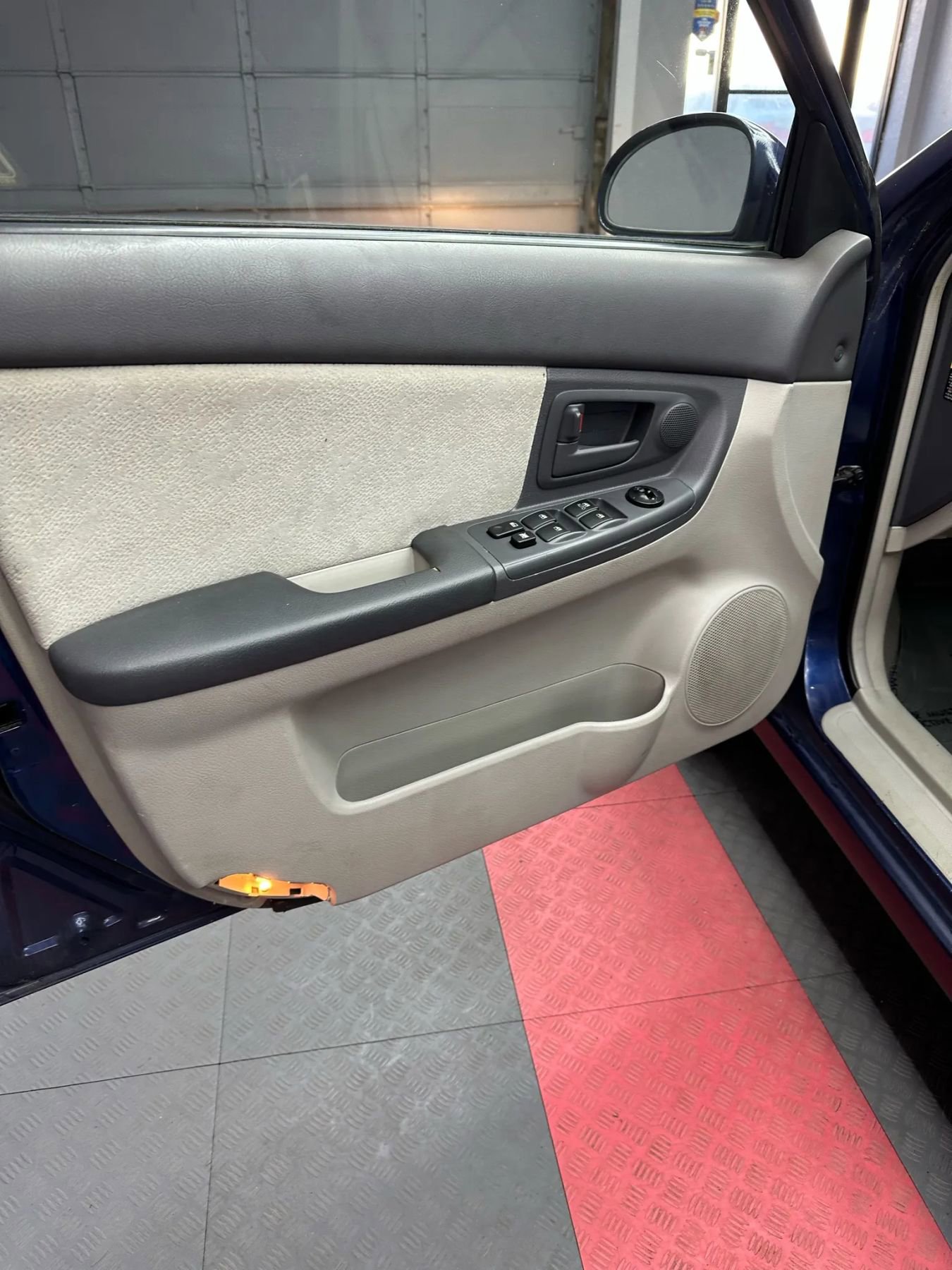 Used 2006 Kia Spectra EX image 8