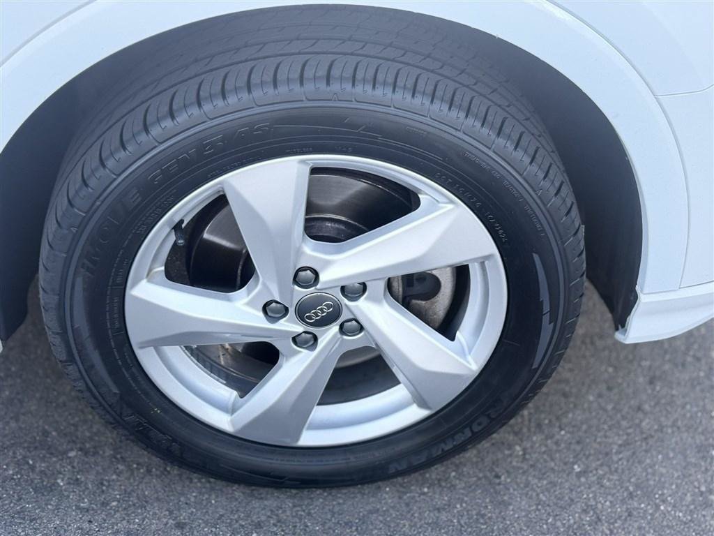 Used 2020 Audi Q3 2.0T Premium AWD/4WD image 9