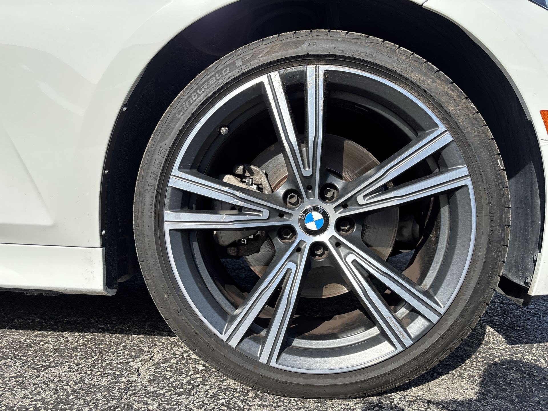 Used 2023 BMW 330i Sedan w/ Convenience Package RWD image 18