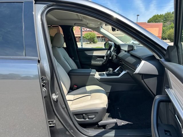 Used 2024 MAZDA CX-90 Plug-In Hybrid w/ Preferred AWD/4WD image 15