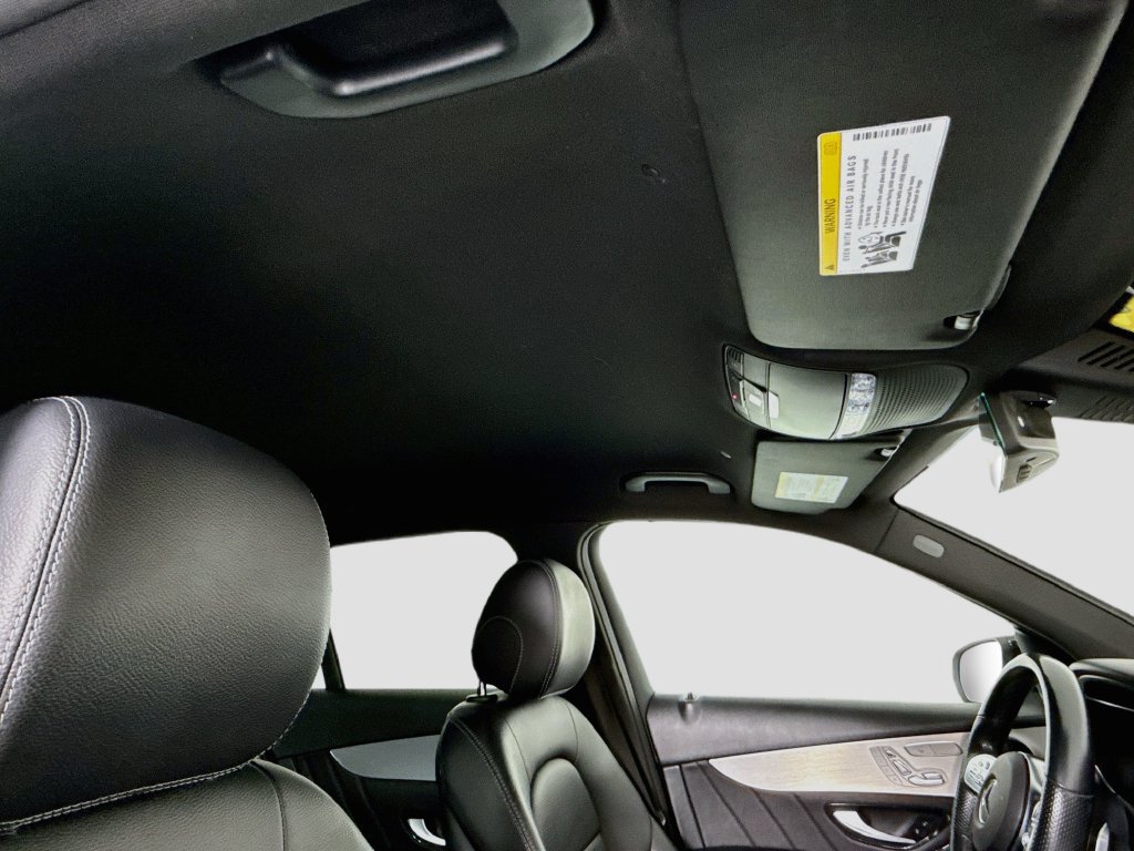 Used 2021 Mercedes-Benz GLC 300 image 18
