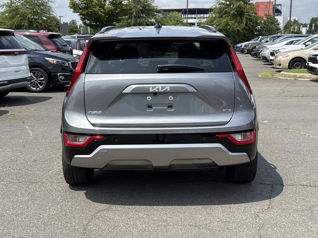 Used 2023 Kia Niro EX Touring FWD image 3