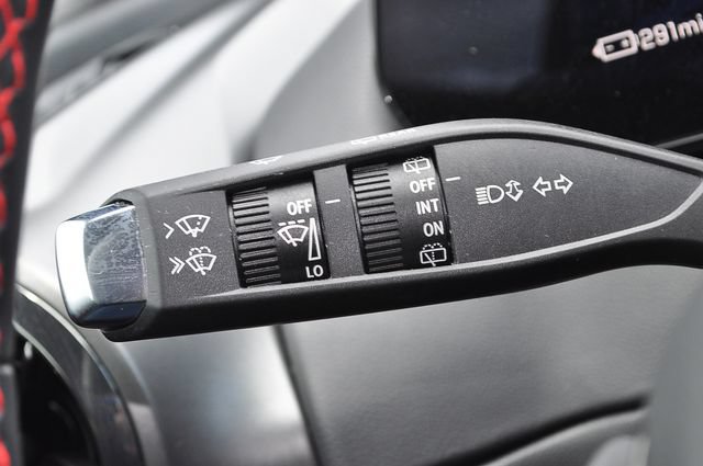 Used 2024 Chevrolet Equinox EV RS FWD image 33