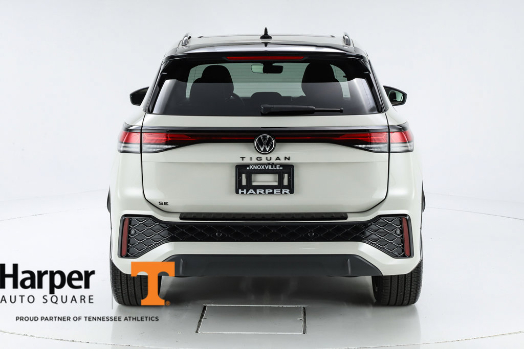 New 2025 Volkswagen Tiguan SE R-Line FWD image 47