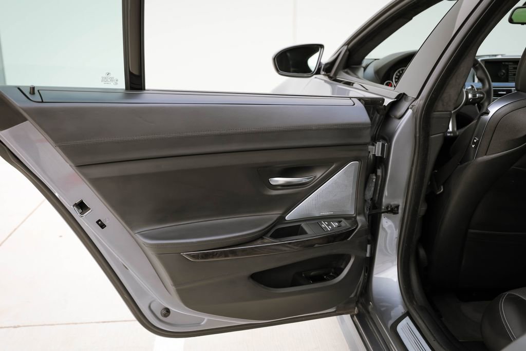 Used 2014 BMW M6 Gran Coupe RWD image 30