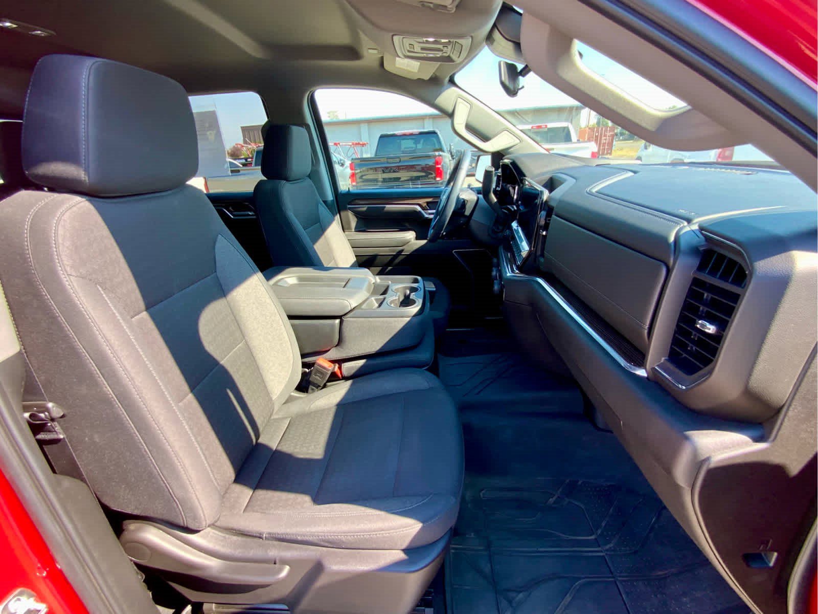 Certified 2025 Chevrolet Silverado 1500 LT w/ All Star Edition Plus image 26