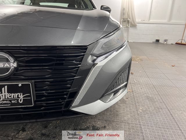 Used 2025 Nissan Altima 2.5 SV FWD image 13