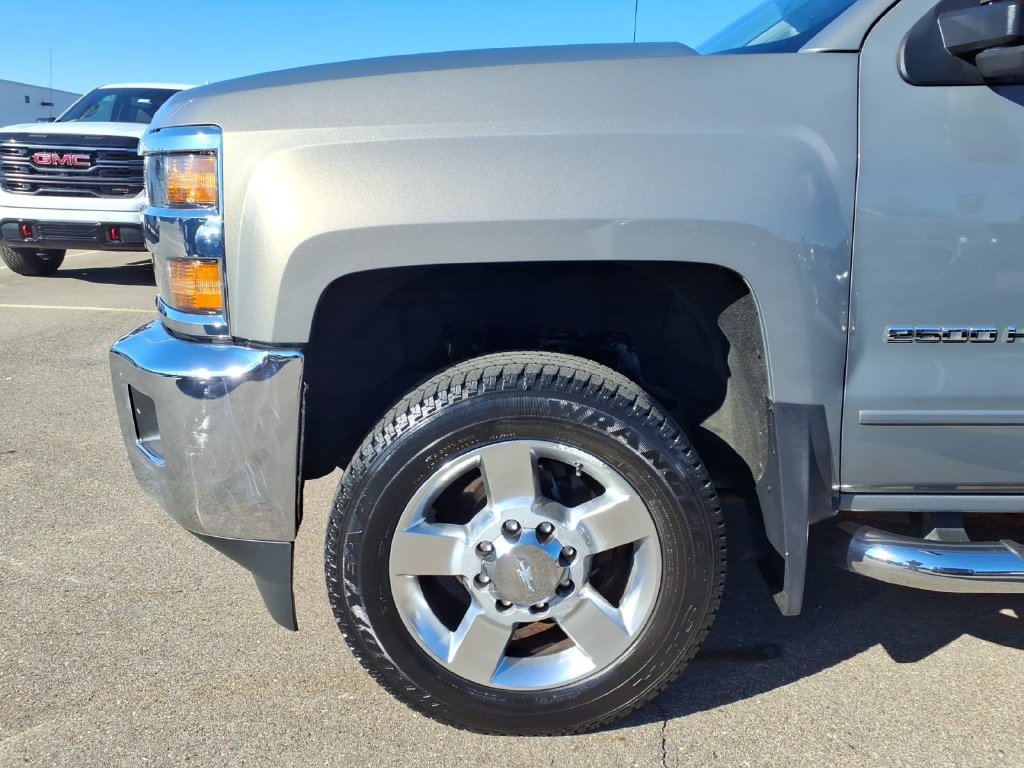 Used 2017 Chevrolet Silverado 2500 LT w/ All Star Edition AWD/4WD image 22
