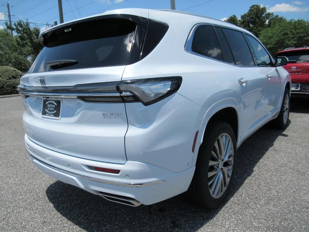 New 2026 Buick Enclave Avenir w/ Super Cruise Package FWD image 7